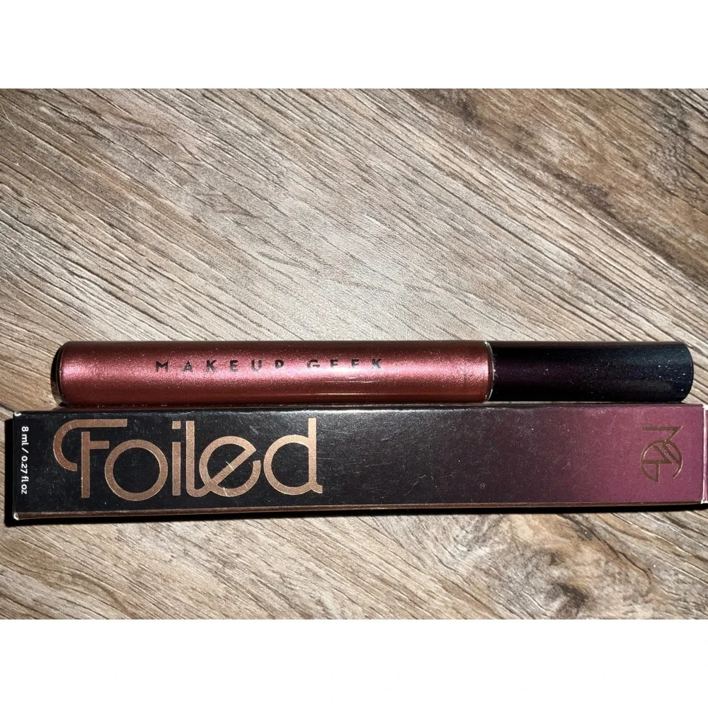 Makeup Geek Foiled Lip Gloss Mixtape Metallic High Shine Pigmented Liquid Boxed